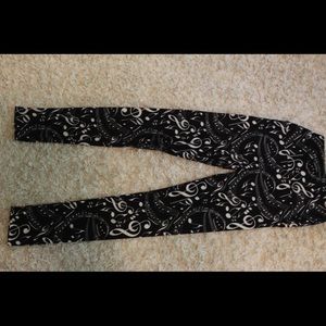 one size fits all music note leggings
